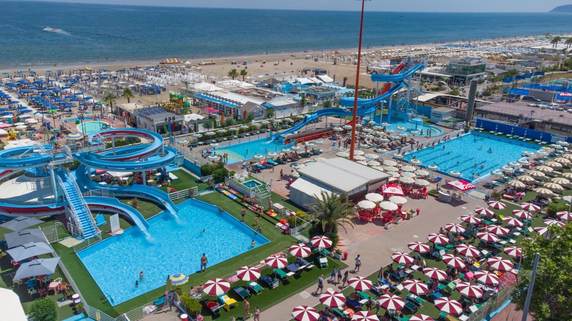 Hotel Nuova Medusa Rimini Exteriér fotografie