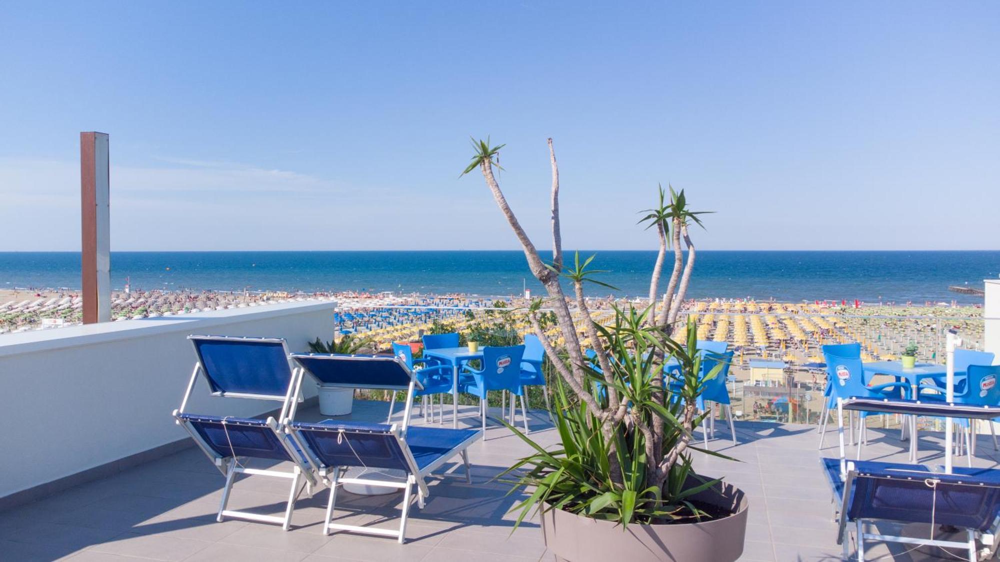 Hotel Nuova Medusa Rimini Exteriér fotografie
